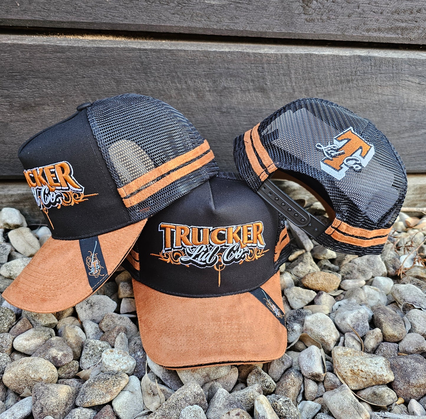Signature - Black/Camel